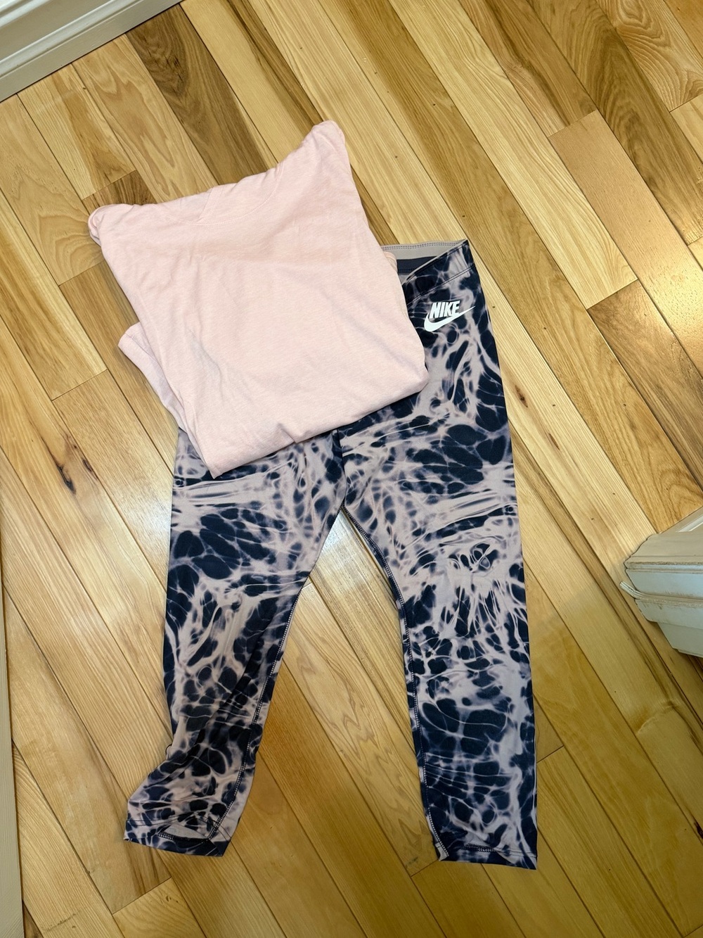 Nike Navy and Light Pink Athletic Set